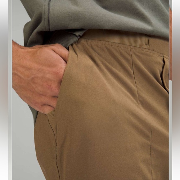 Lululemon ABC Jogger *Shorter - Picture 4 of 9